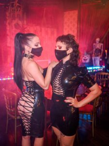 Mistresses Isadora and Lupa Mannara